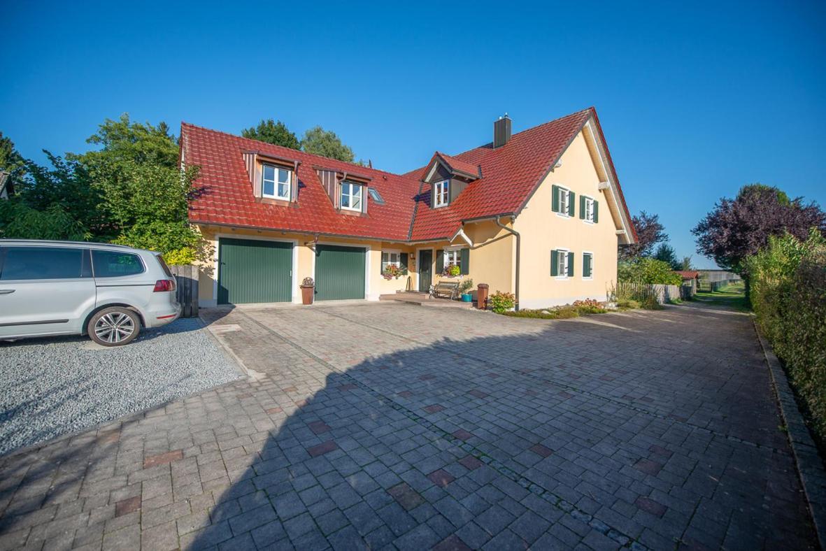 Einzigartige Naturoase im Süden von Ingolstadt Brautlach Exterior foto