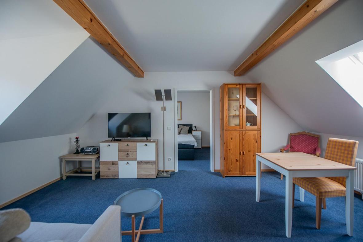 Einzigartige Naturoase im Süden von Ingolstadt Brautlach Exterior foto